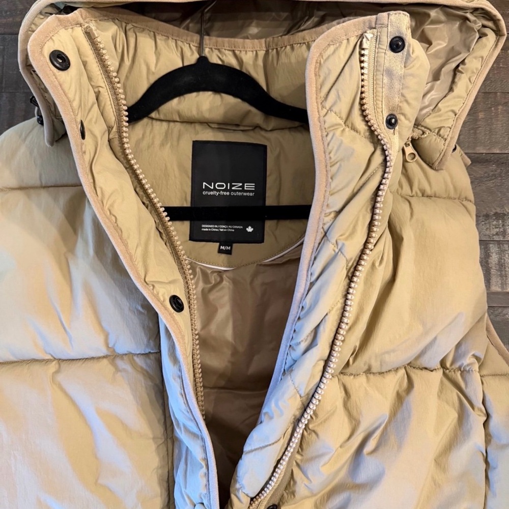 Brand New Noize Mavis Puffer Vest Women's Sand Size M